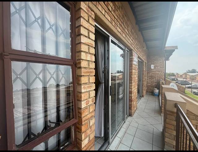 2 BEDROOM APARTMENT FOR SALE IN BONANNE